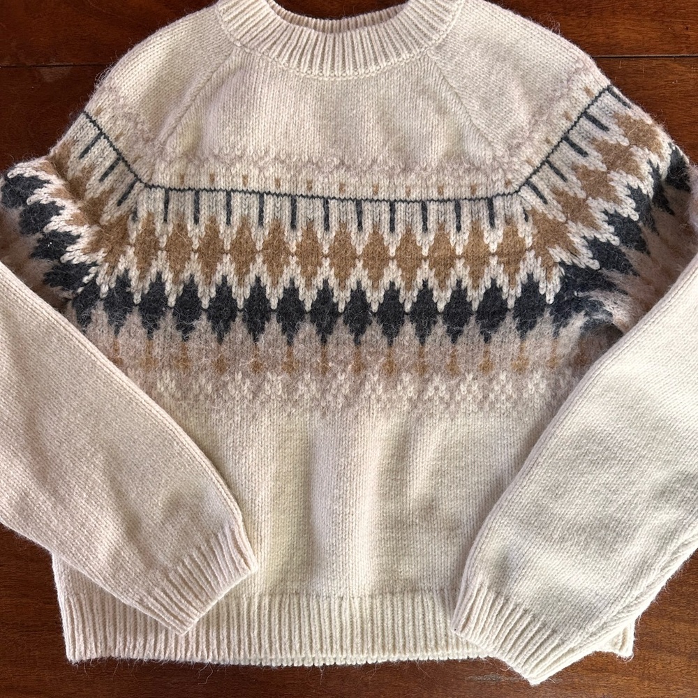 American Eagle Fair Isle Sweater Cream Cropped Nordic Wool Blend Cozy Size Small